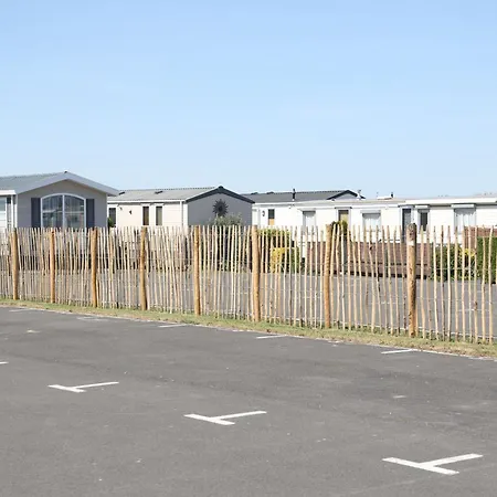 Cozy Caravan In Quiet Area Near - Caravan Brook