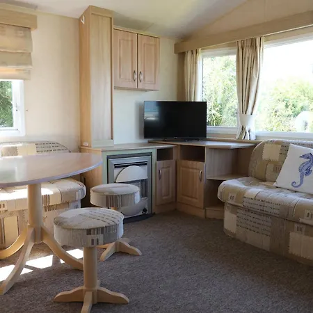 Cozy Caravan In Quiet Area Near - Caravan Brook De Haan